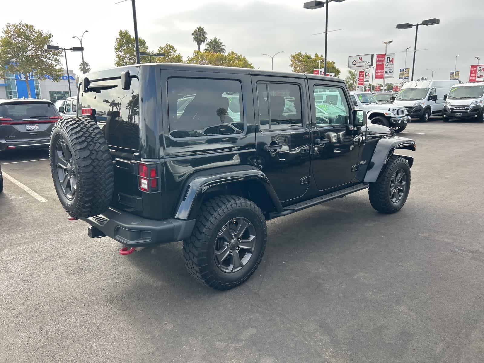 Thumbnail: 2017 Jeep Wrangler - 6