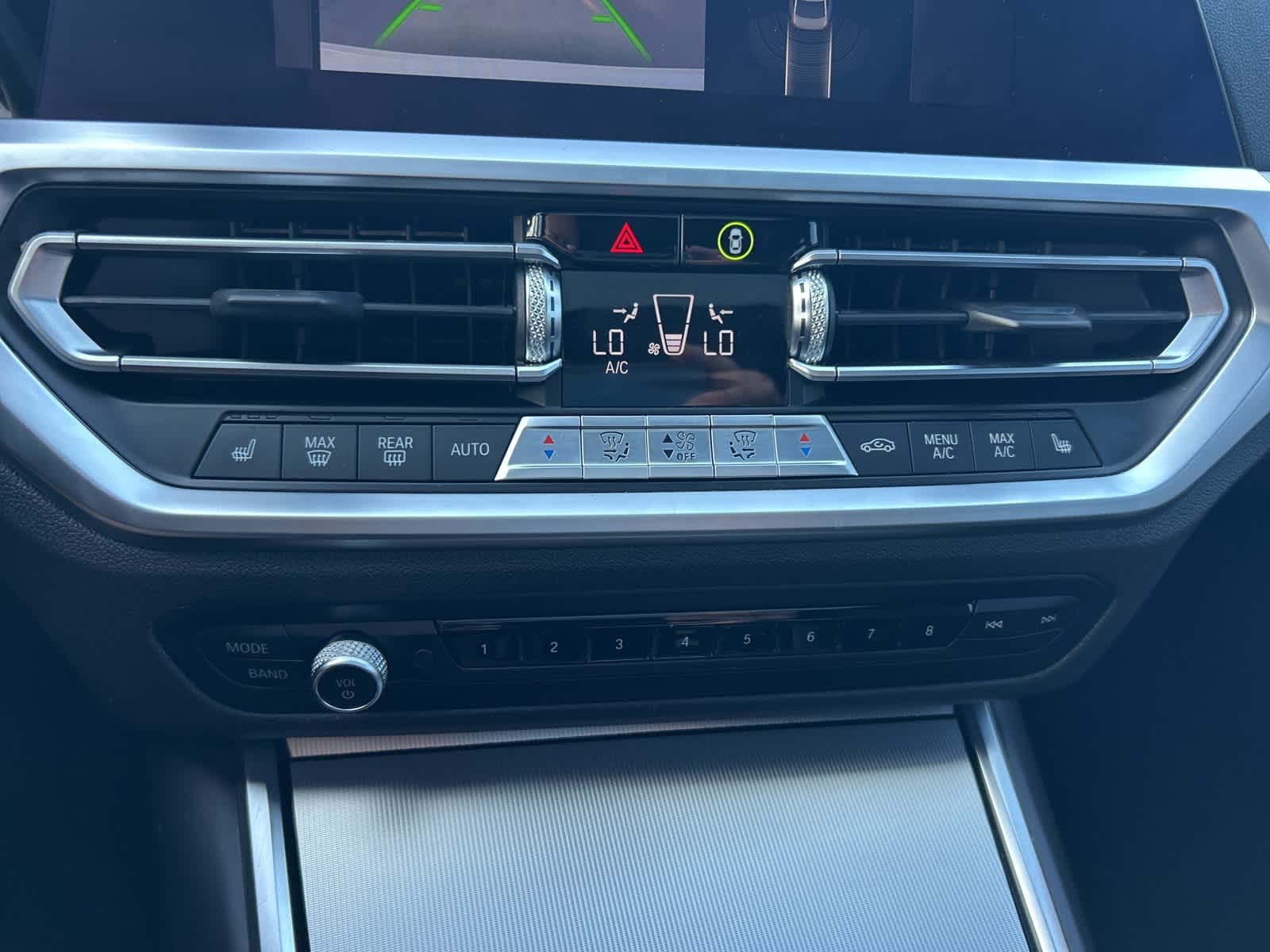 Thumbnail: 2021 BMW 3 Series - 30
