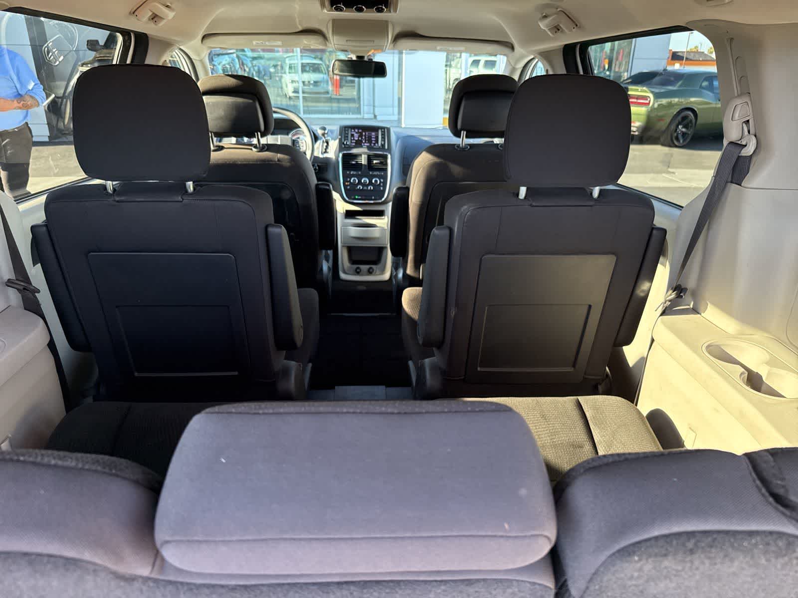 Thumbnail: 2019 Dodge Grand Caravan - 8