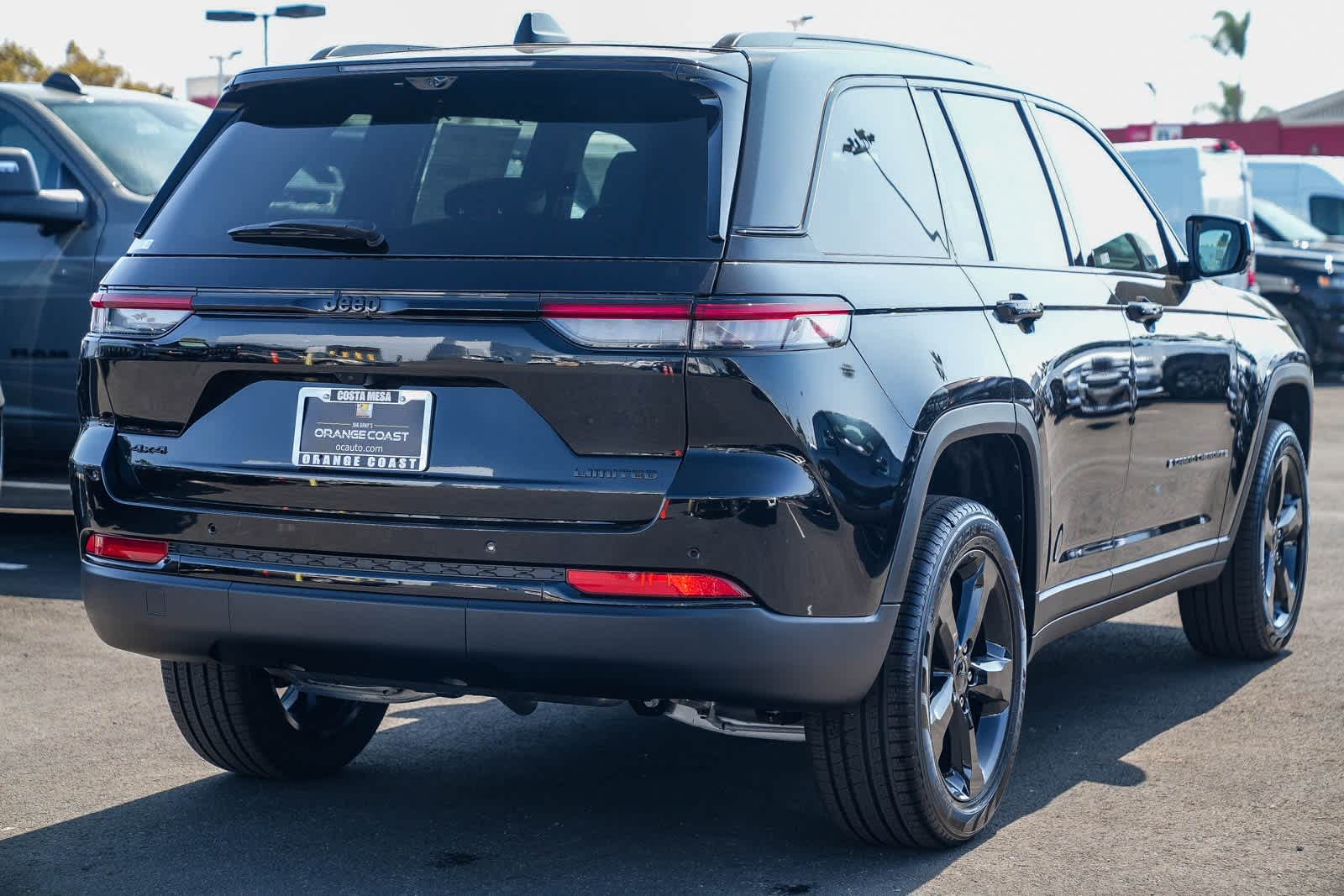 Thumbnail: 2025 Jeep Grand Cherokee - 4