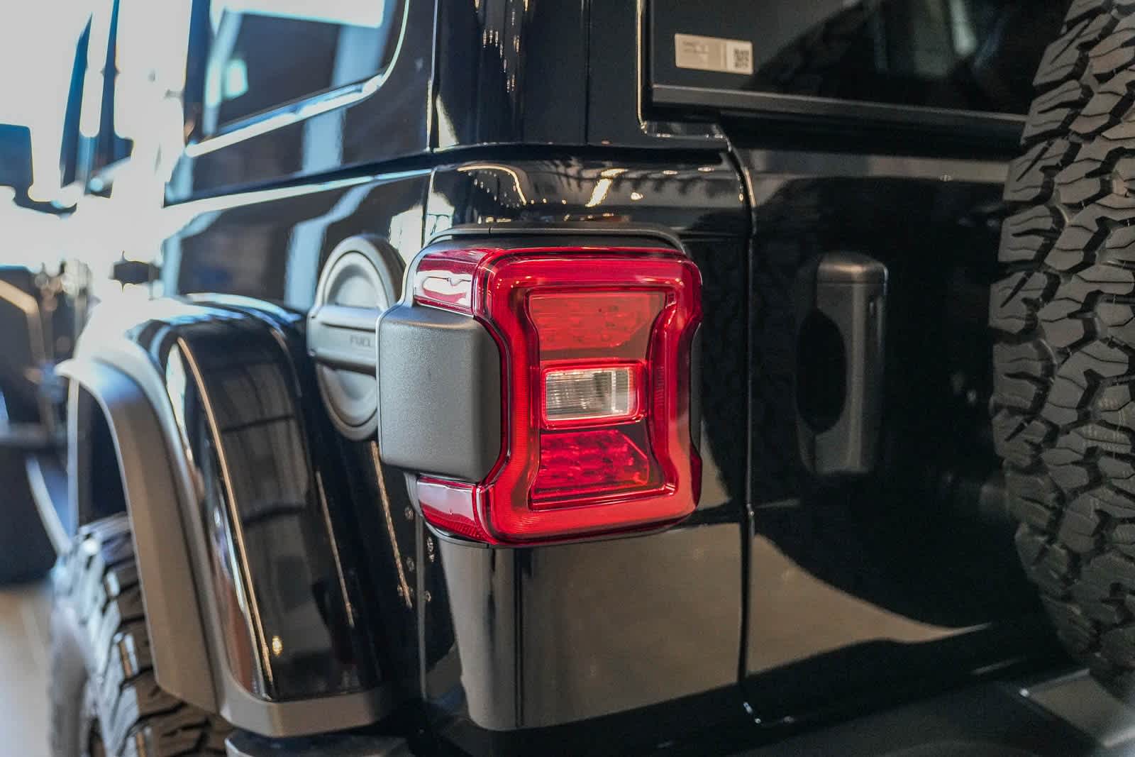 Thumbnail: 2025 Jeep Wrangler - 5