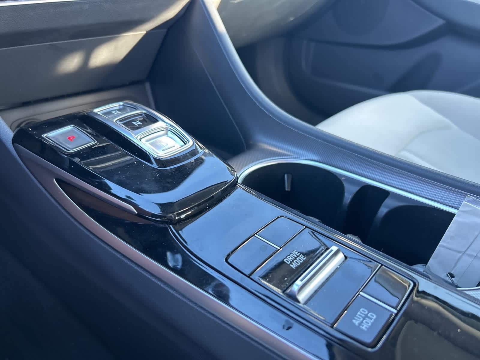 Thumbnail: 2022 Hyundai Sonata - 29