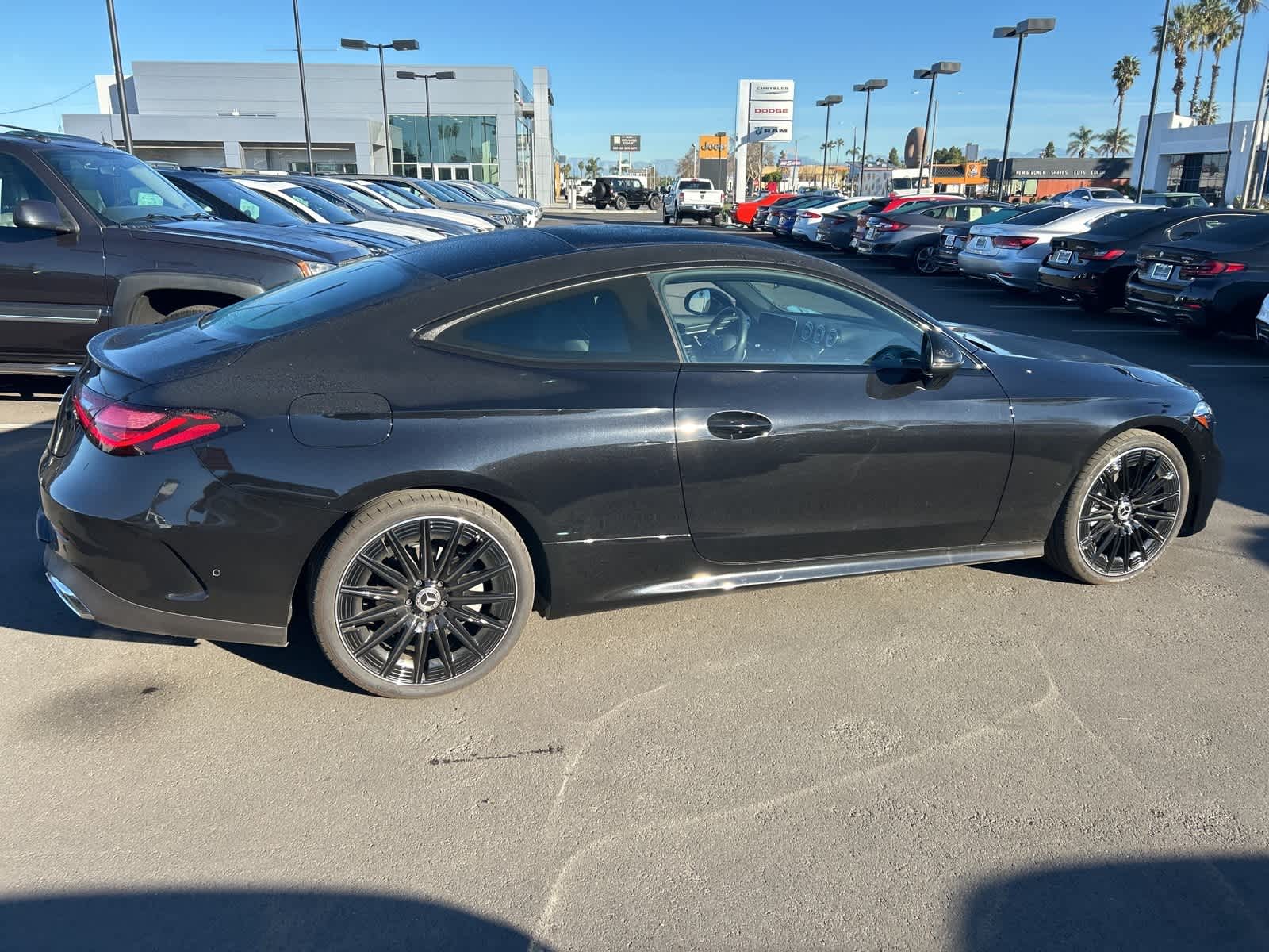 Thumbnail: 2025 Mercedes-Benz CLE - 9