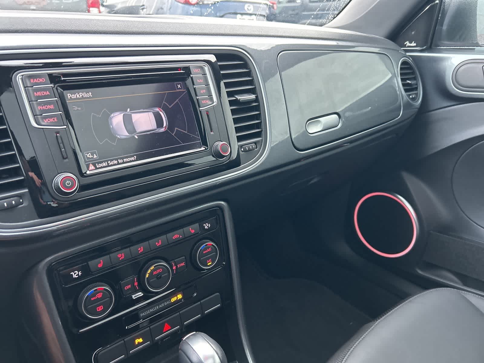 Thumbnail: 2019 Volkswagen Beetle - 34