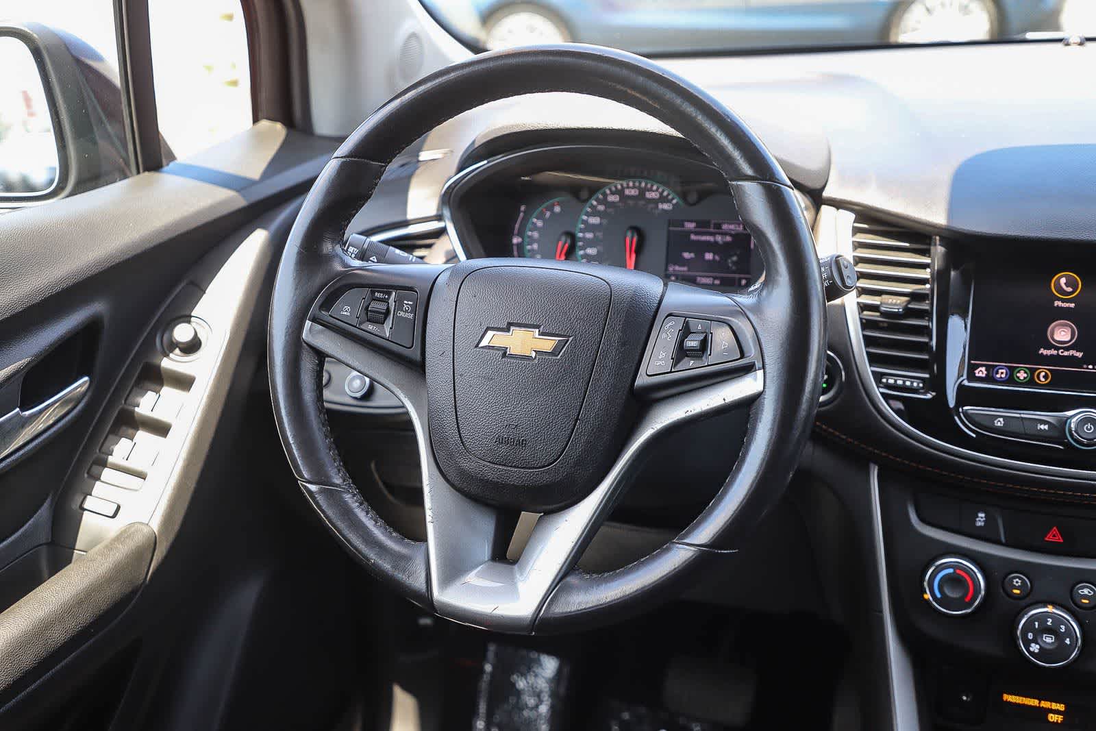 Thumbnail: 2022 Chevrolet Trax - 15