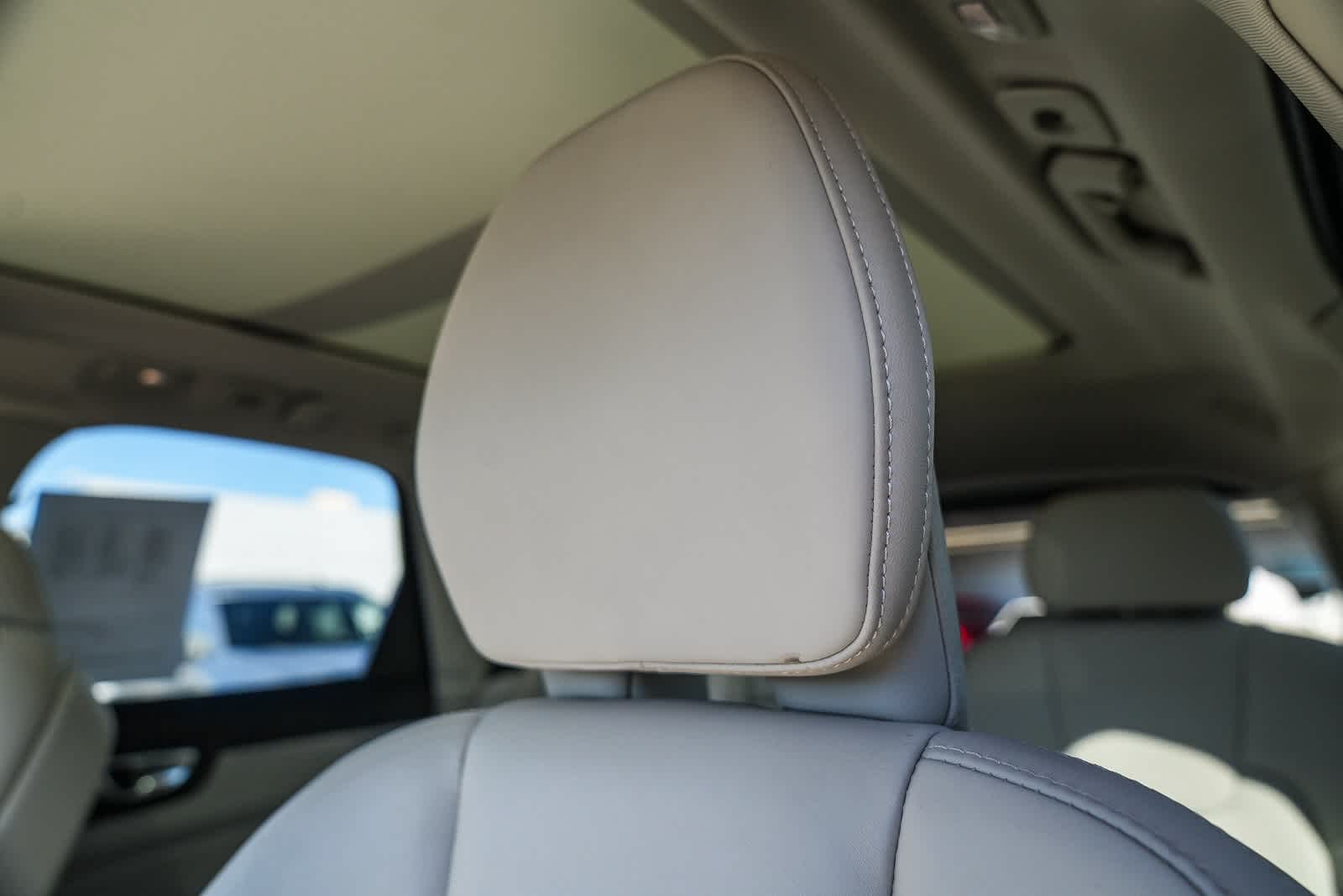 Thumbnail: 2023 Volvo XC60 - 23