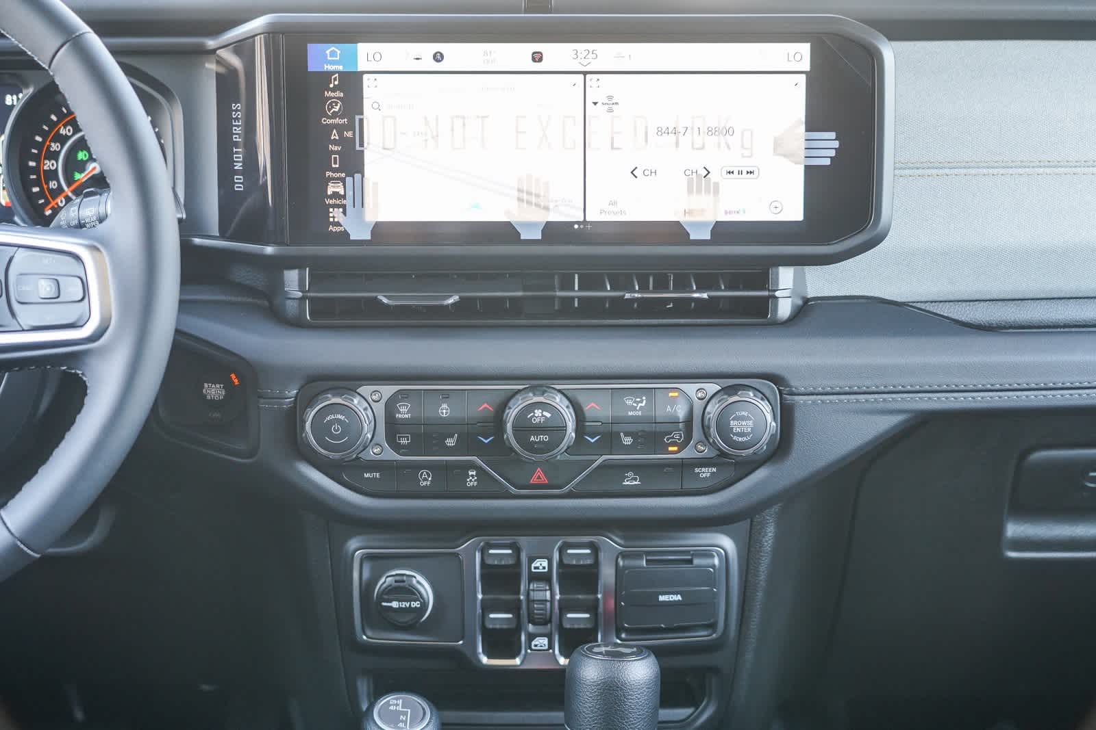 Thumbnail: 2025 Jeep Wrangler - 15