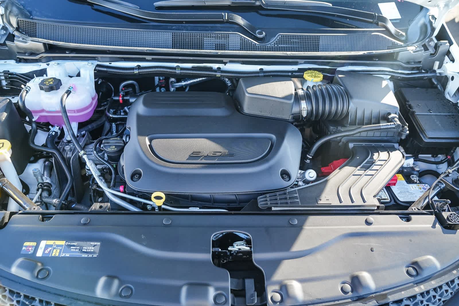 Thumbnail: 2026 Chrysler Voyager - 12