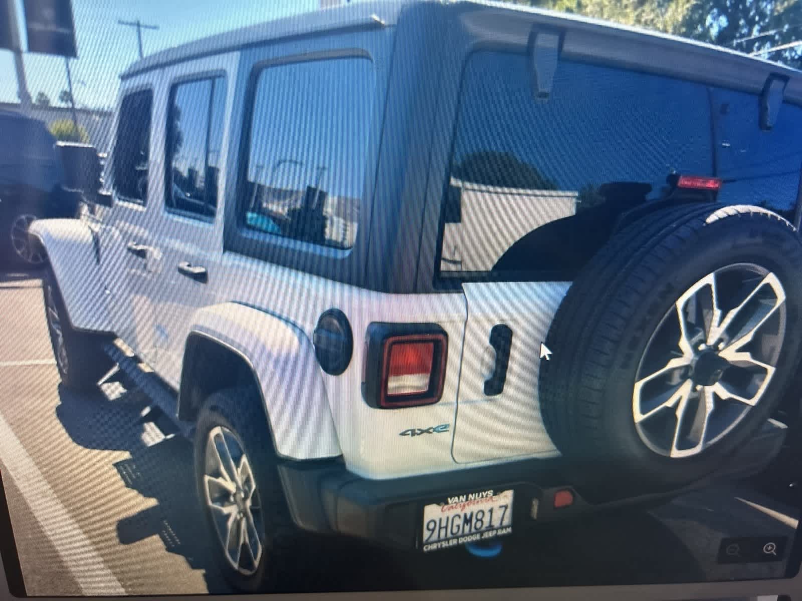 Thumbnail: 2024 Jeep Wrangler - 16