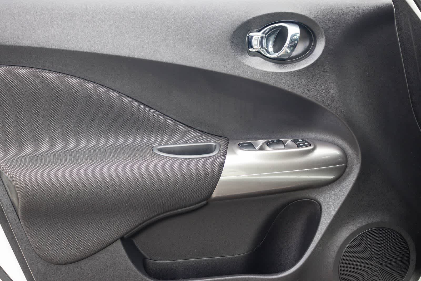 Thumbnail: 2012 Nissan Juke - 21