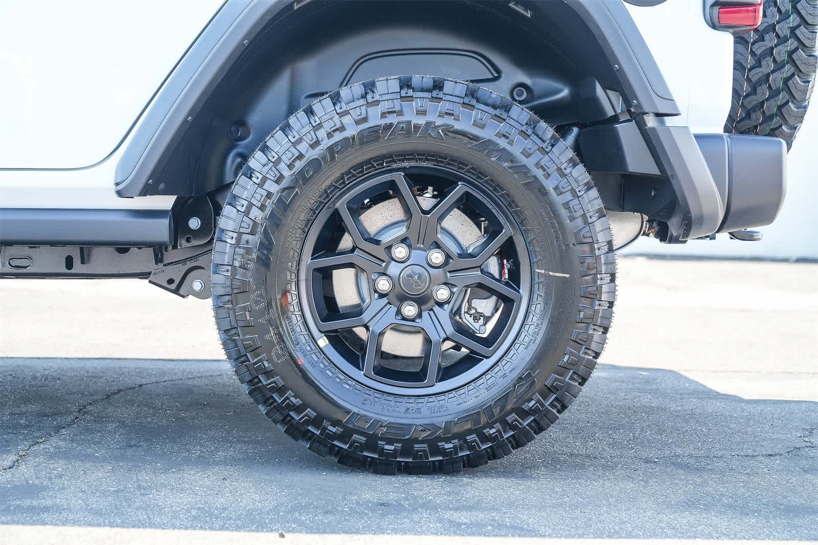 Thumbnail: 2025 Jeep Wrangler - 10