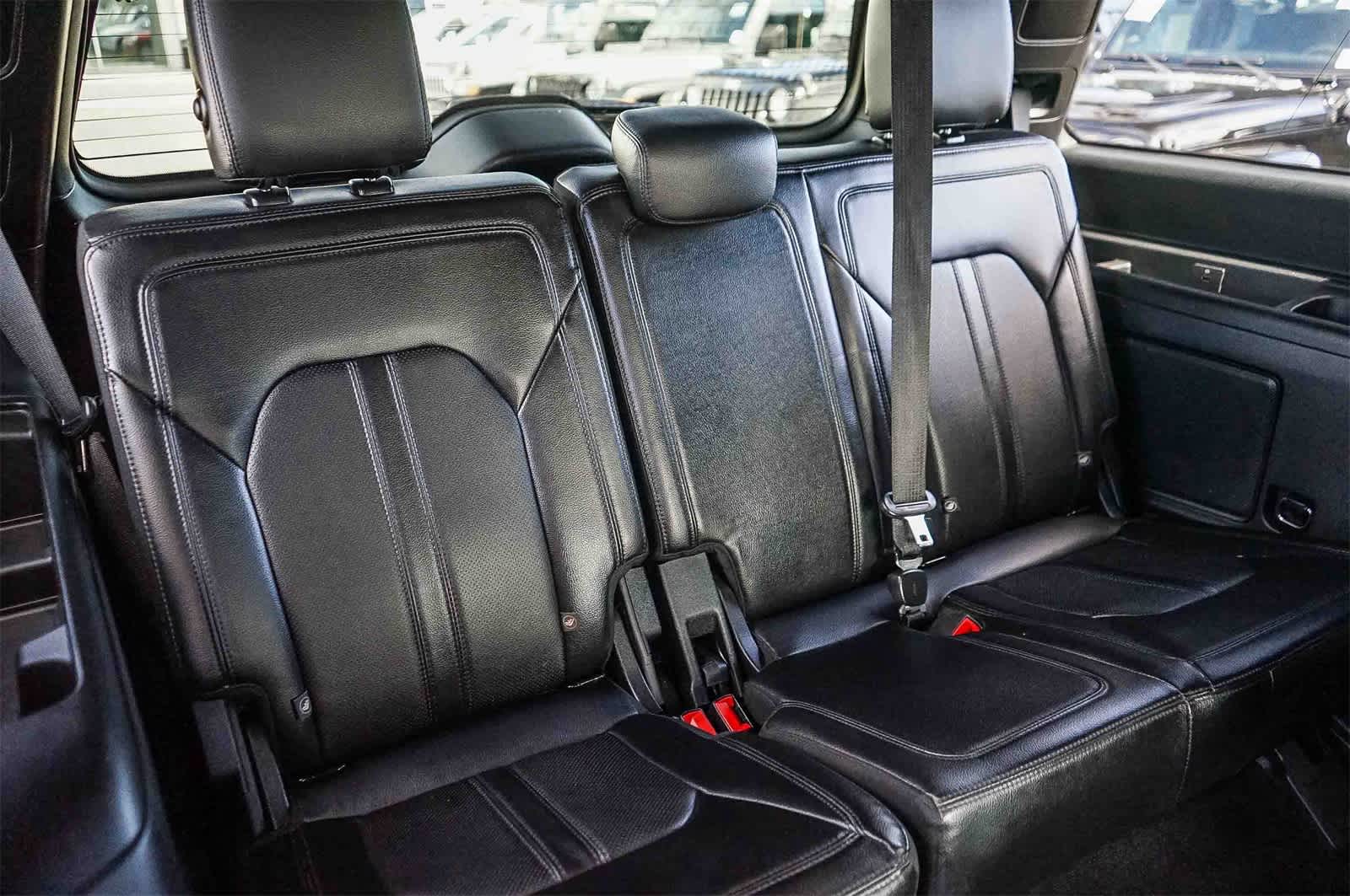 Thumbnail: 2020 Ford Expedition - 17