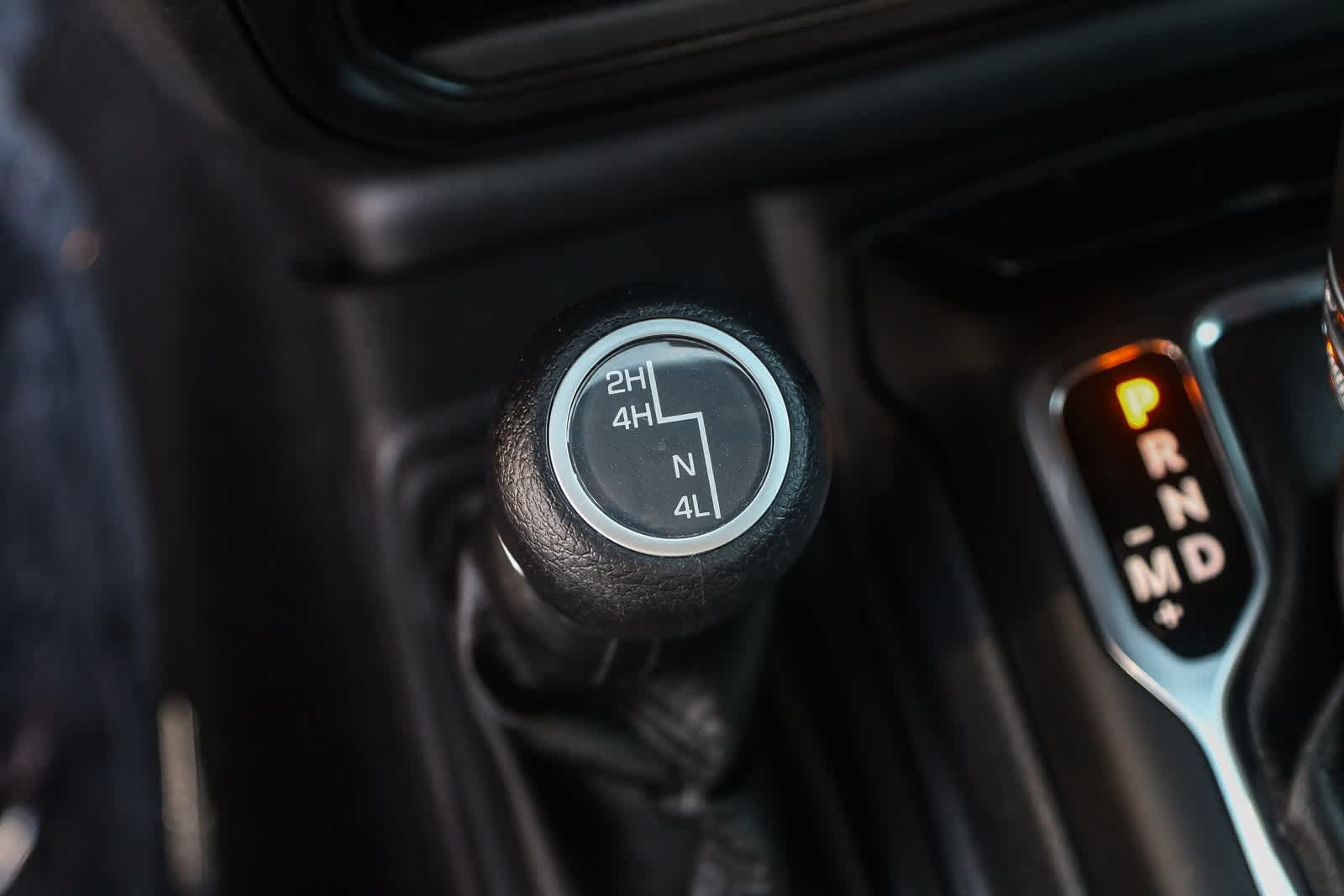 Thumbnail: 2022 Jeep Gladiator - 22