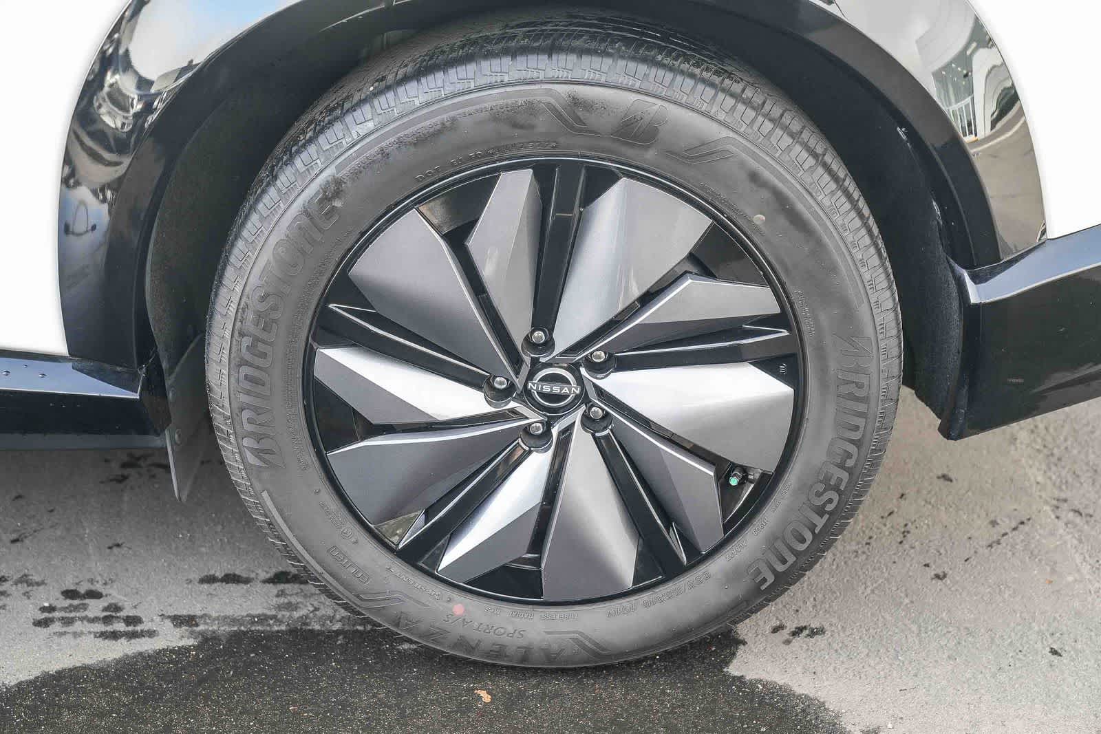 Thumbnail: 2023 Nissan Ariya - 10