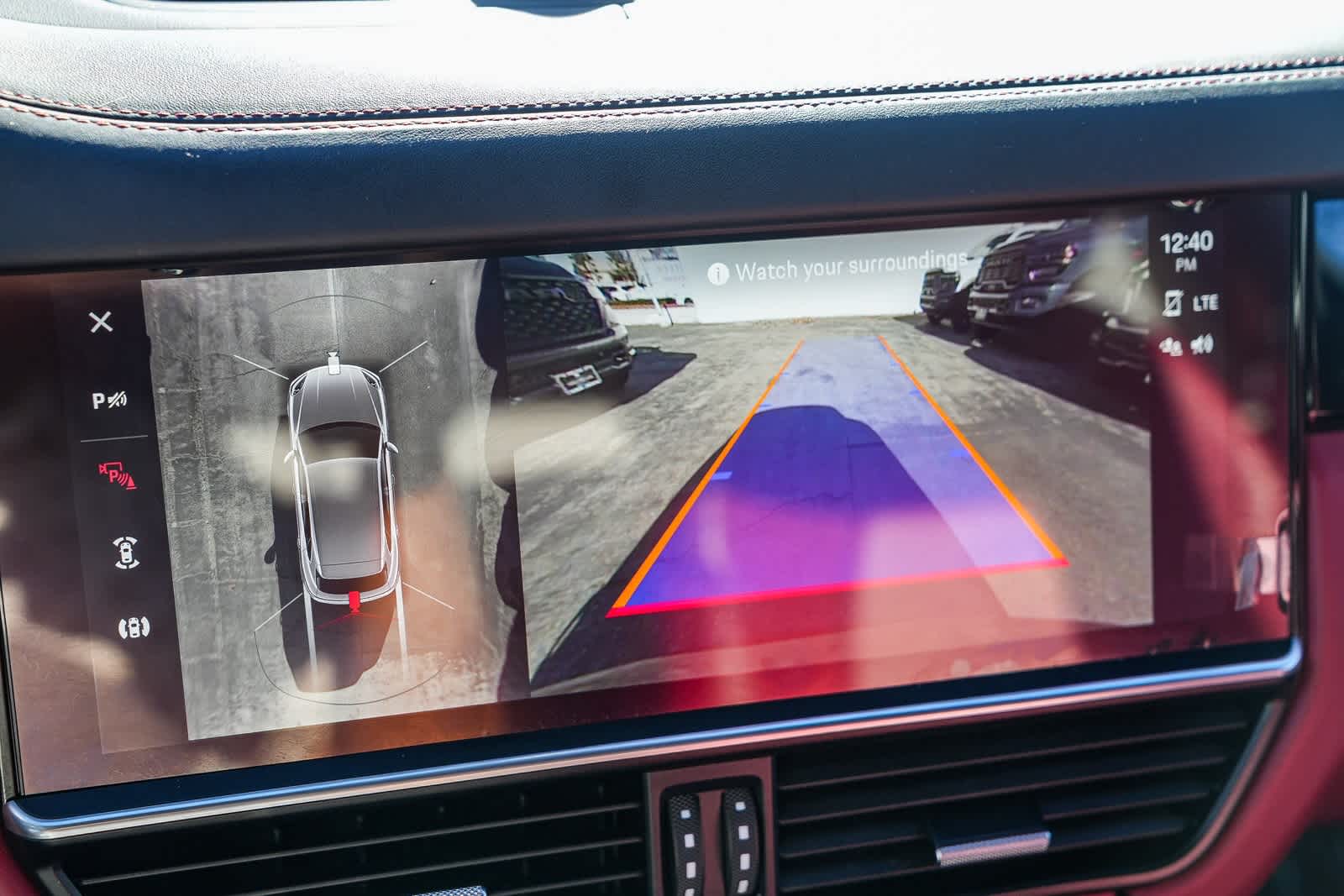 Thumbnail: 2023 Porsche Cayenne - 20