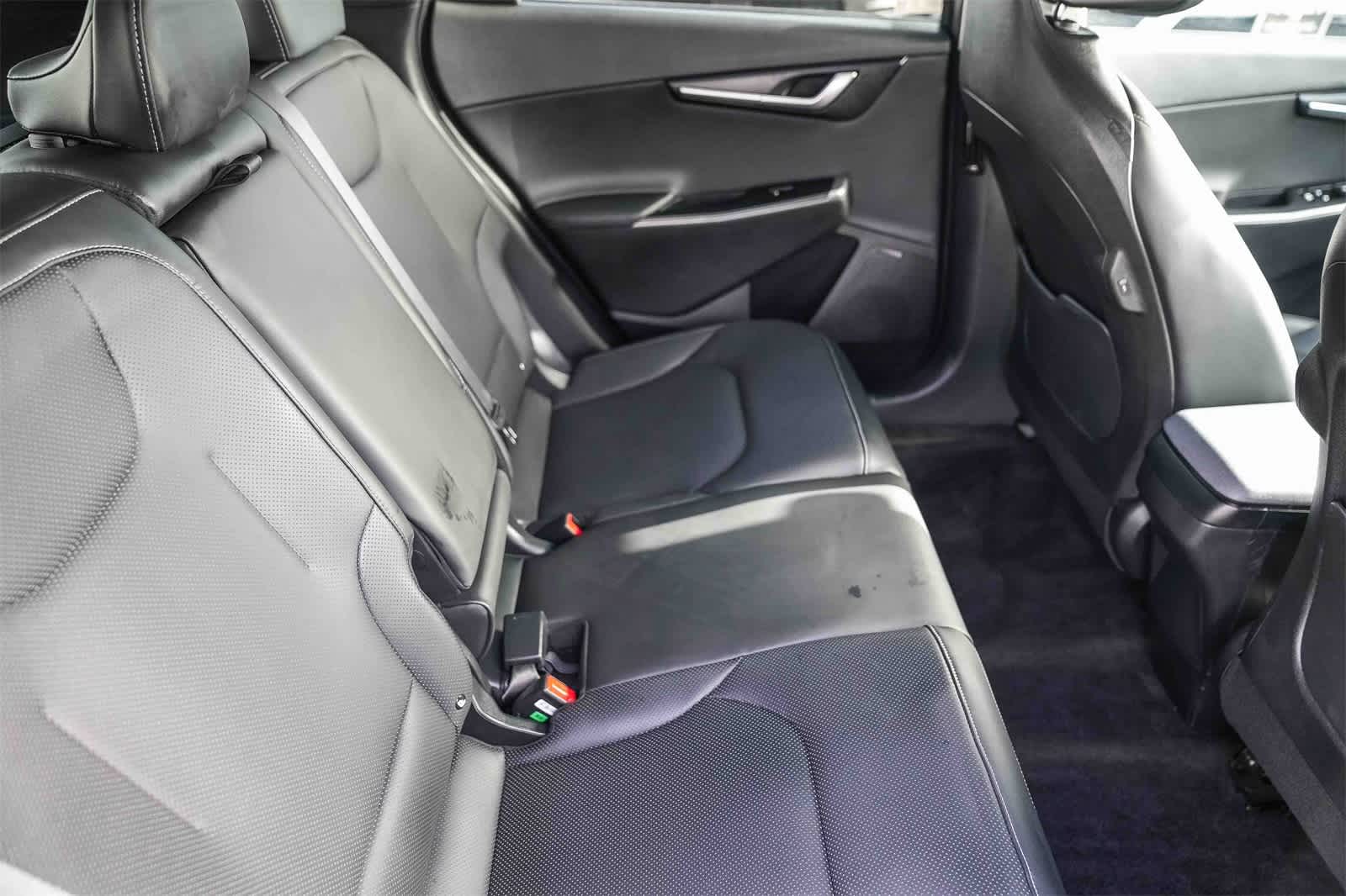 Thumbnail: 2023 Kia EV6 - 16