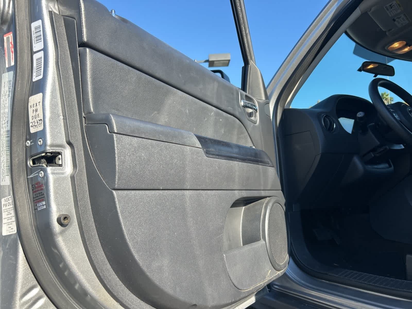 Thumbnail: 2015 Jeep Patriot - 14