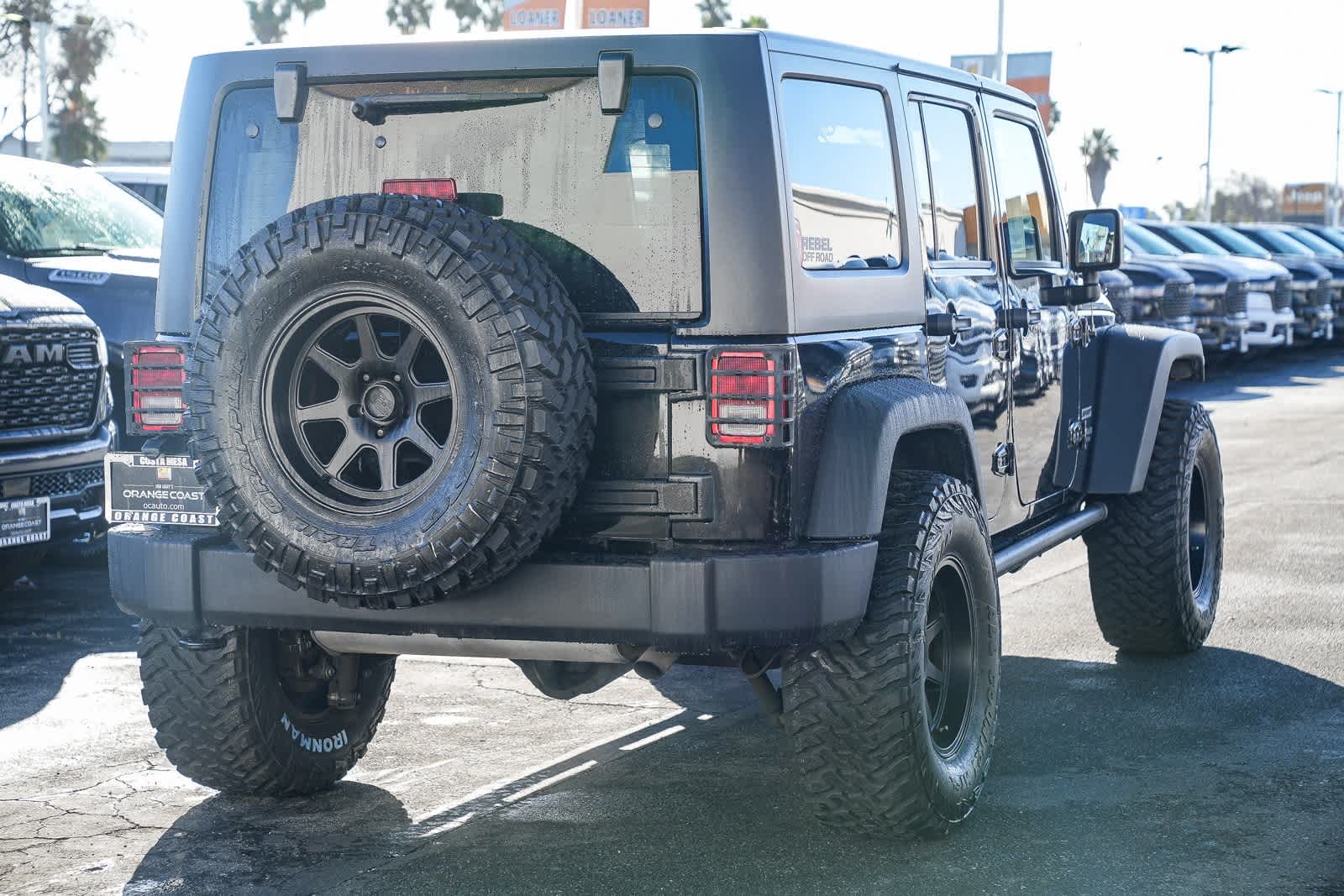 Thumbnail: 2017 Jeep Wrangler - 4