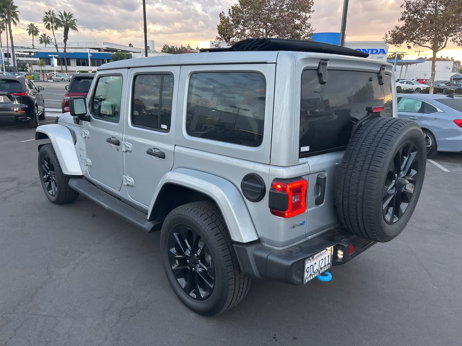 Thumbnail: 2022 Jeep Wrangler - 4