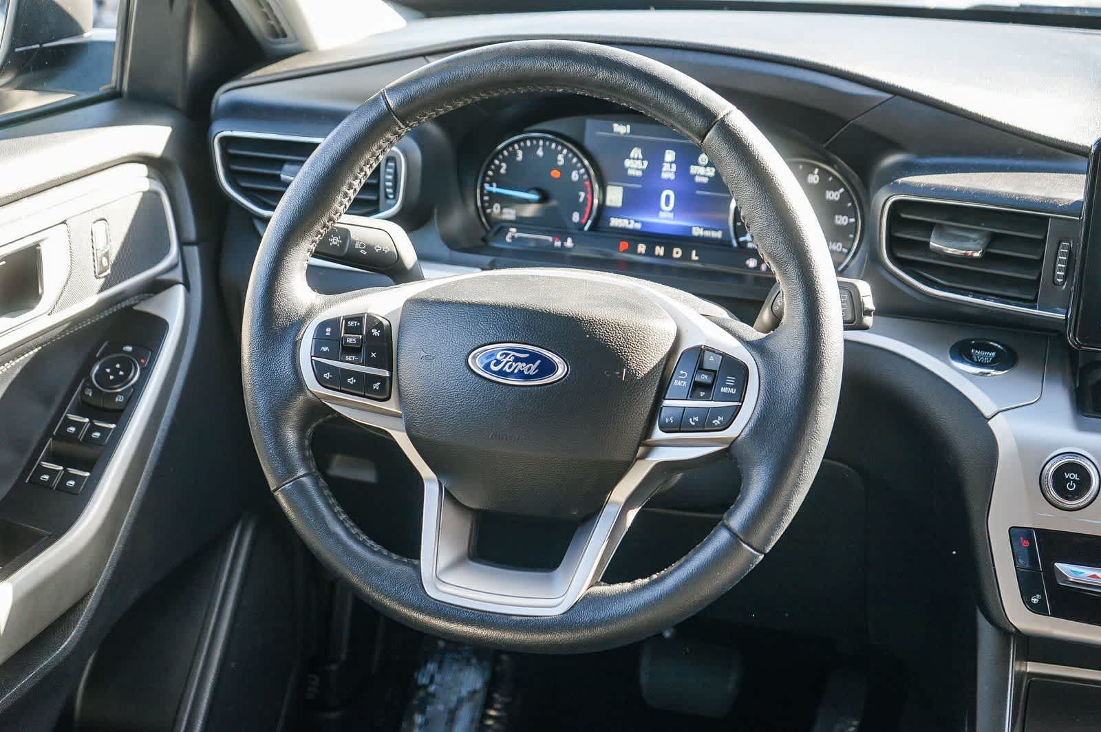 Thumbnail: 2022 Ford Explorer - 13