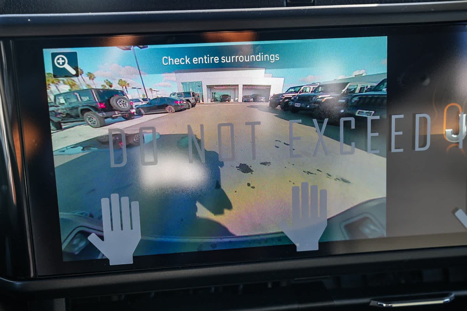 Thumbnail: 2026 Jeep Gladiator - 24