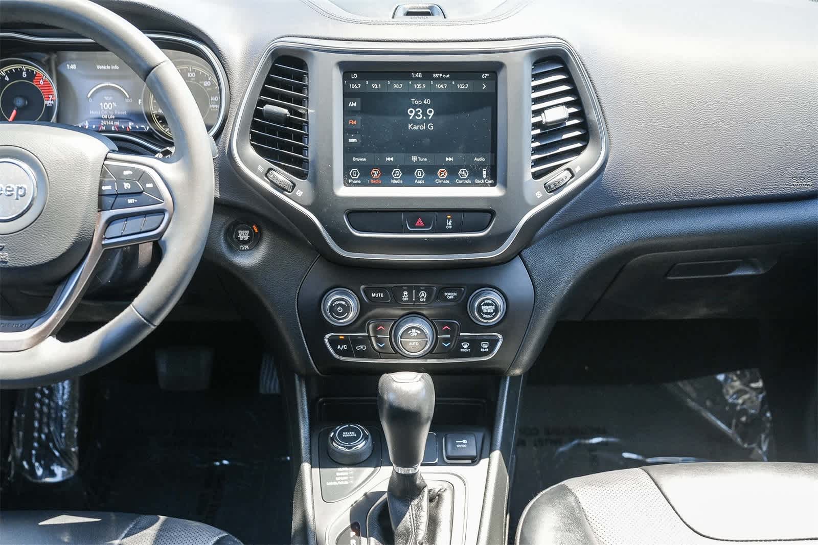Thumbnail: 2022 Jeep Cherokee - 10
