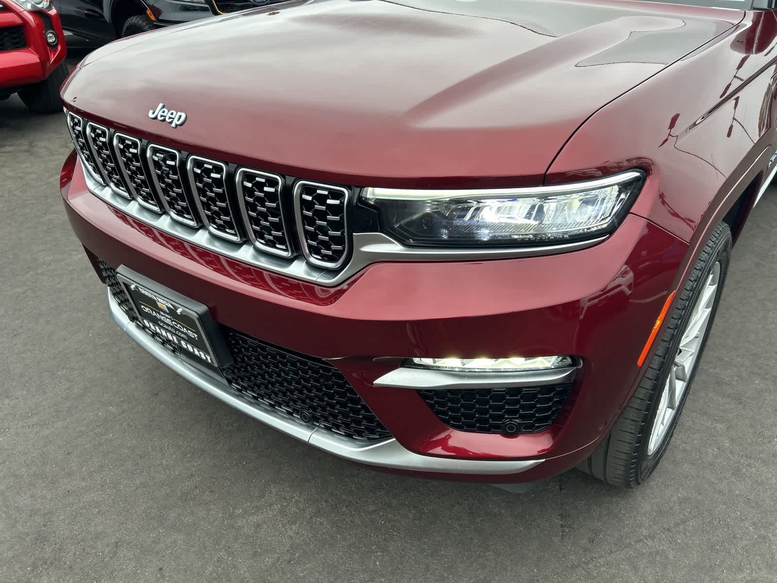 Thumbnail: 2022 Jeep Grand Cherokee - 10
