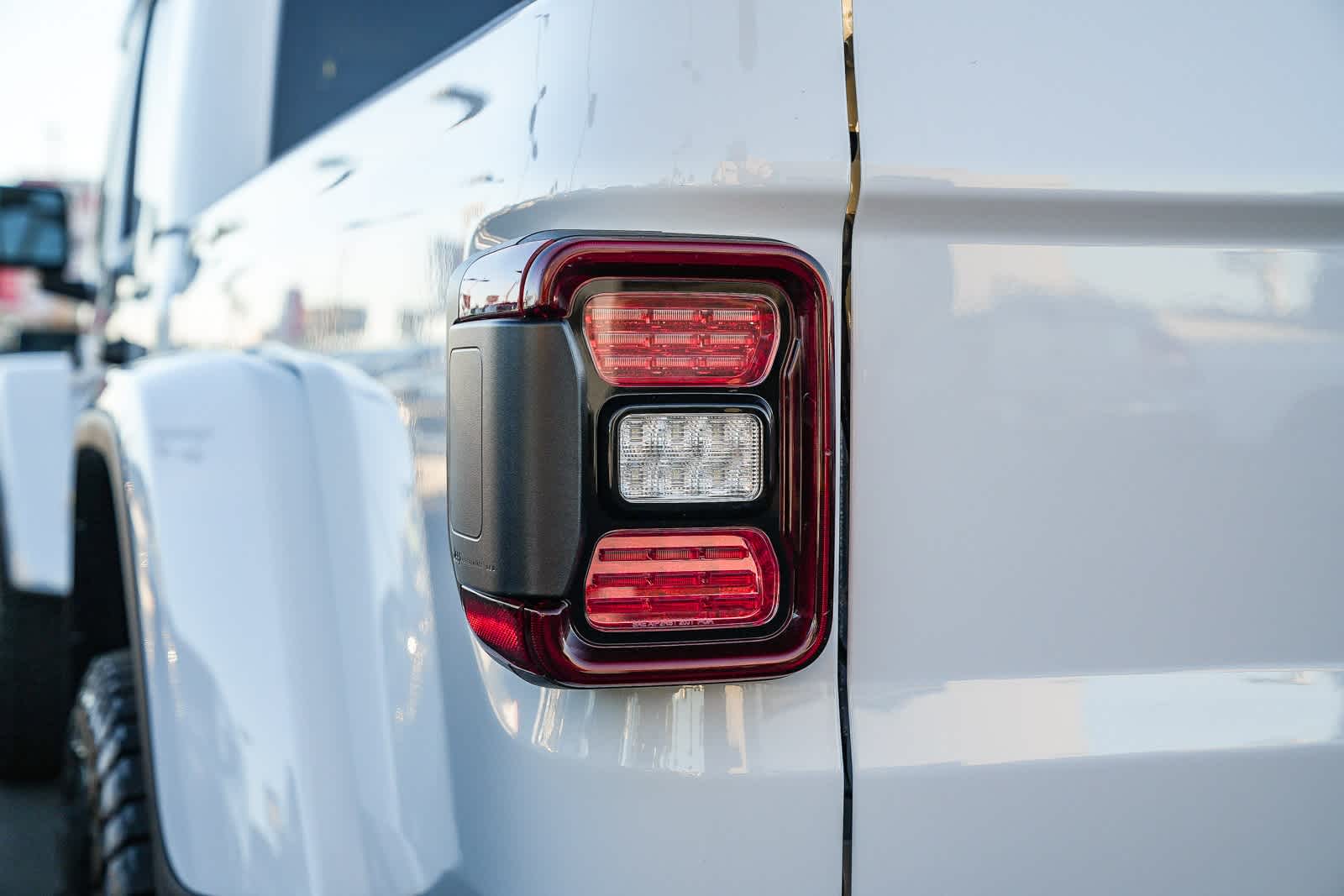 Thumbnail: 2026 Jeep Gladiator - 7