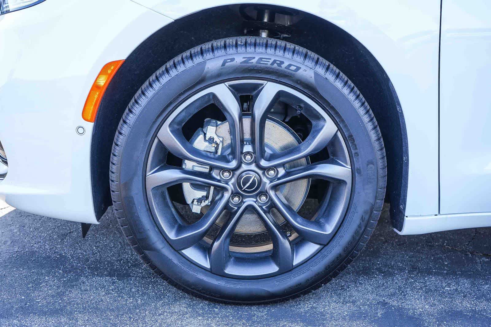 Thumbnail: 2026 Chrysler Pacifica - 11
