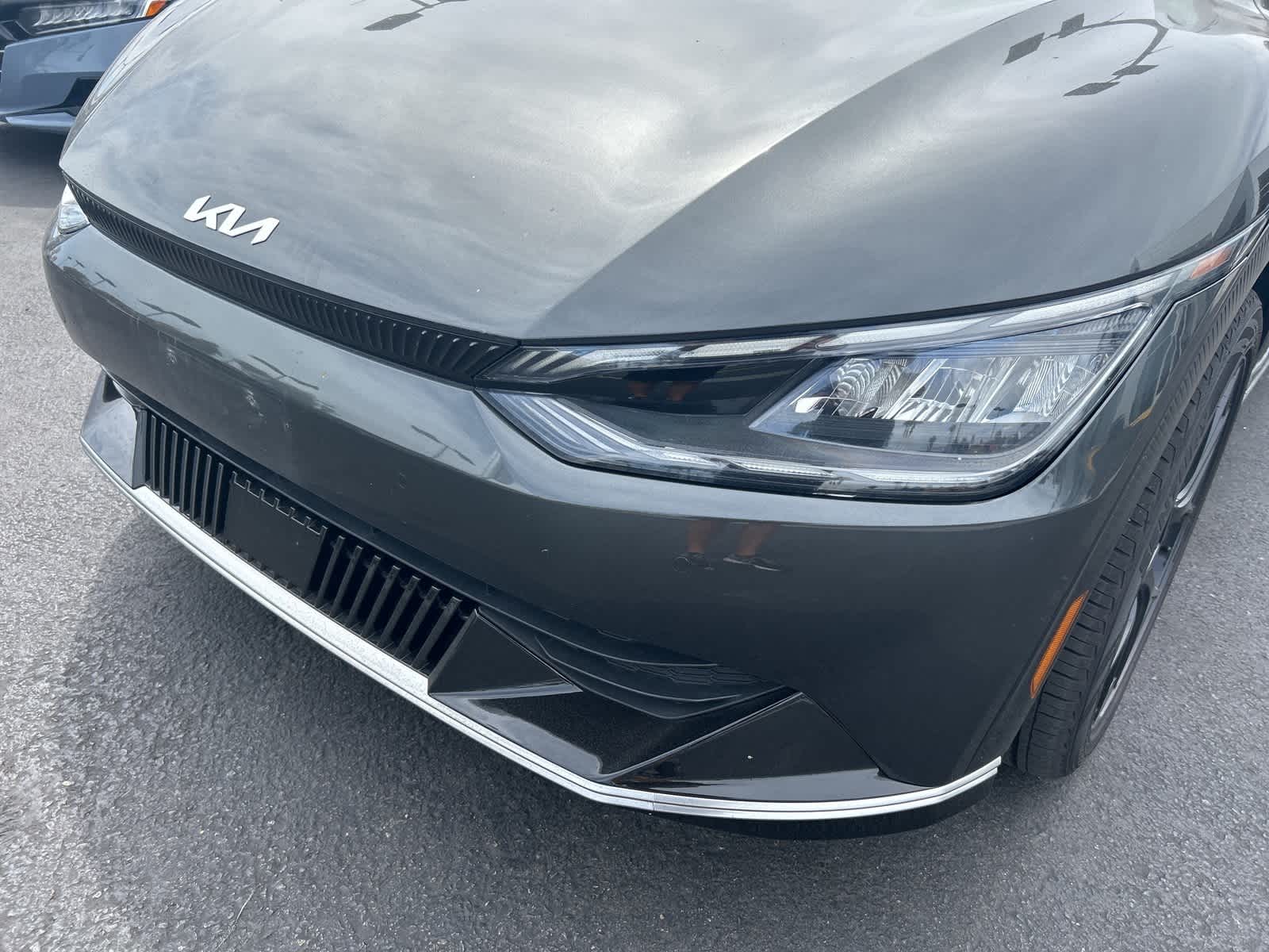 Thumbnail: 2022 Kia EV6 - 9
