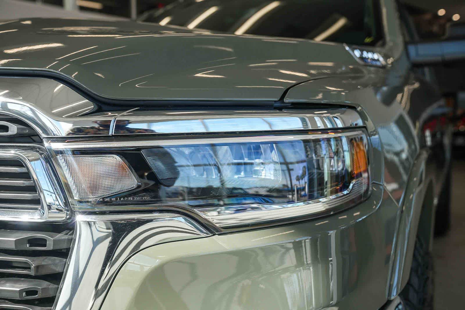 Thumbnail: 2026 RAM 1500 - 8