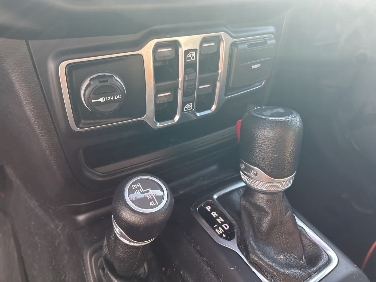 Thumbnail: 2020 Jeep Wrangler - 30