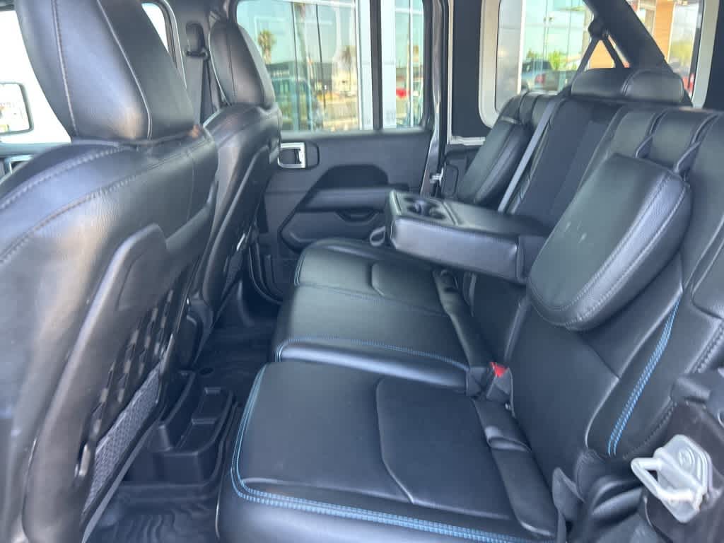 Thumbnail: 2022 Jeep Wrangler - 9