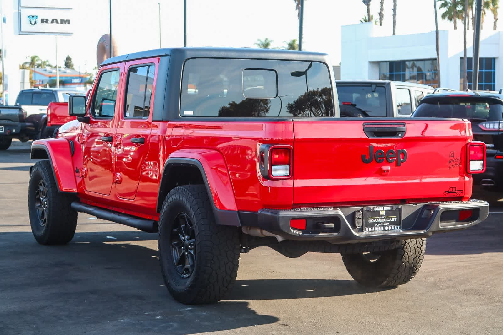 Thumbnail: 2022 Jeep Gladiator - 9
