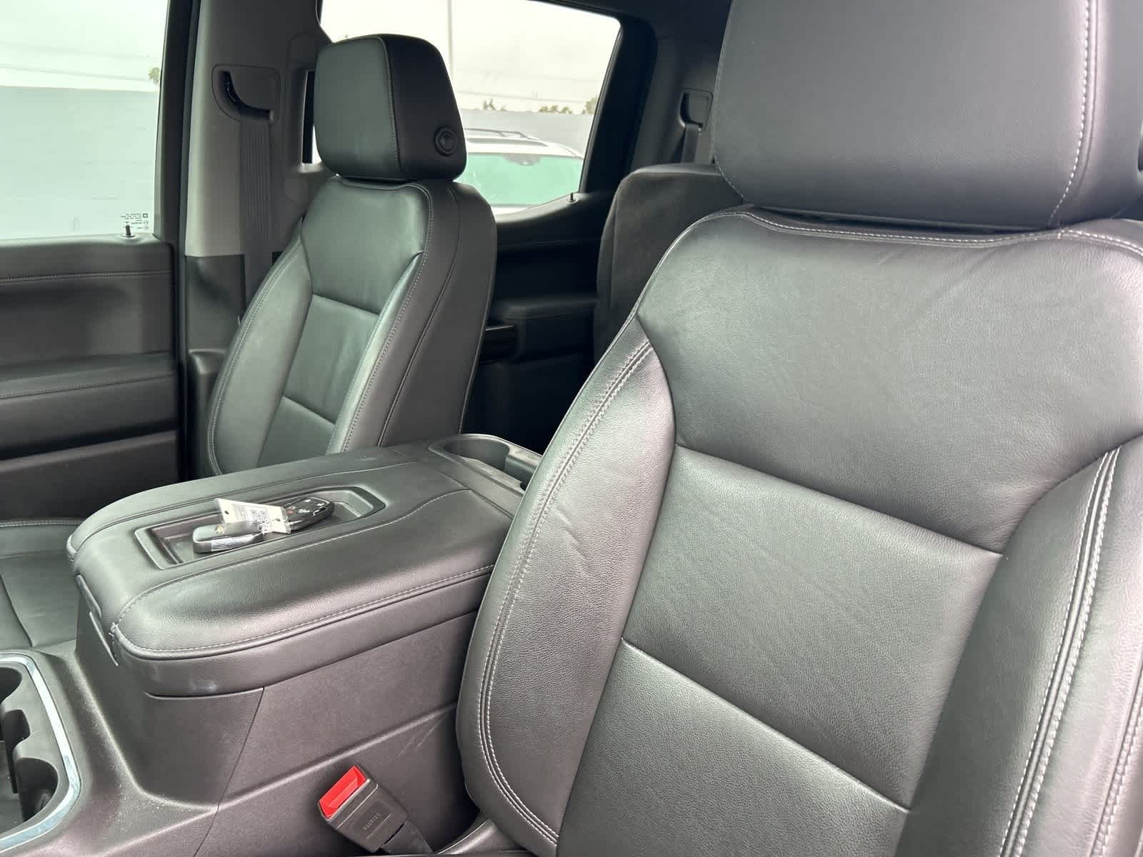 Thumbnail: 2020 Chevrolet Silverado 1500 - 30