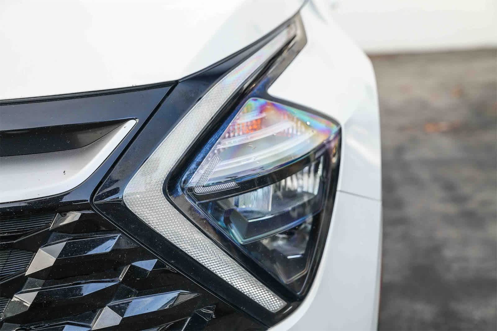 Thumbnail: 2023 Kia Sportage - 8