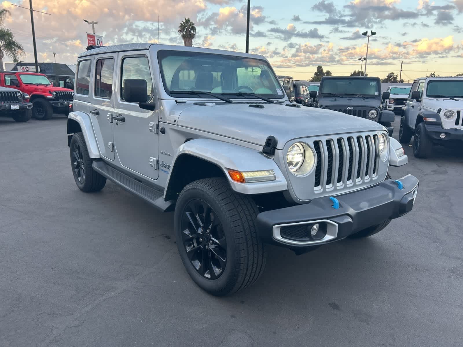 Thumbnail: 2022 Jeep Wrangler - 8