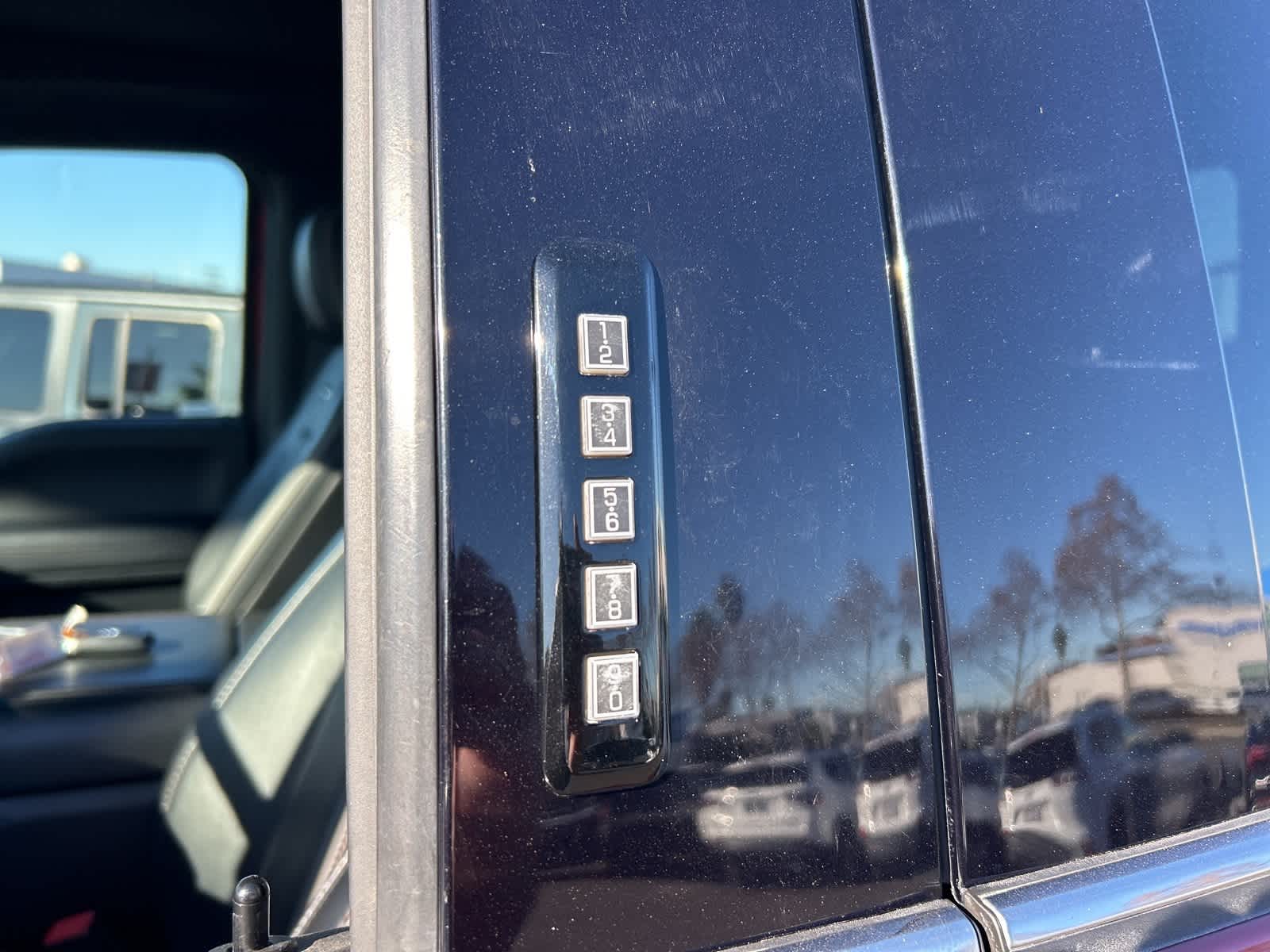 Thumbnail: 2019 Ford F-350 - 17