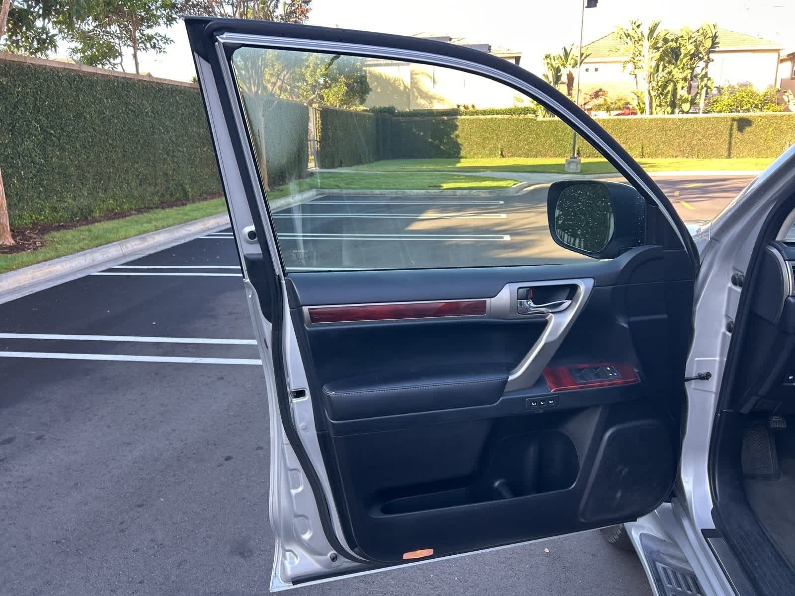 Thumbnail: 2013 Lexus GX - 18