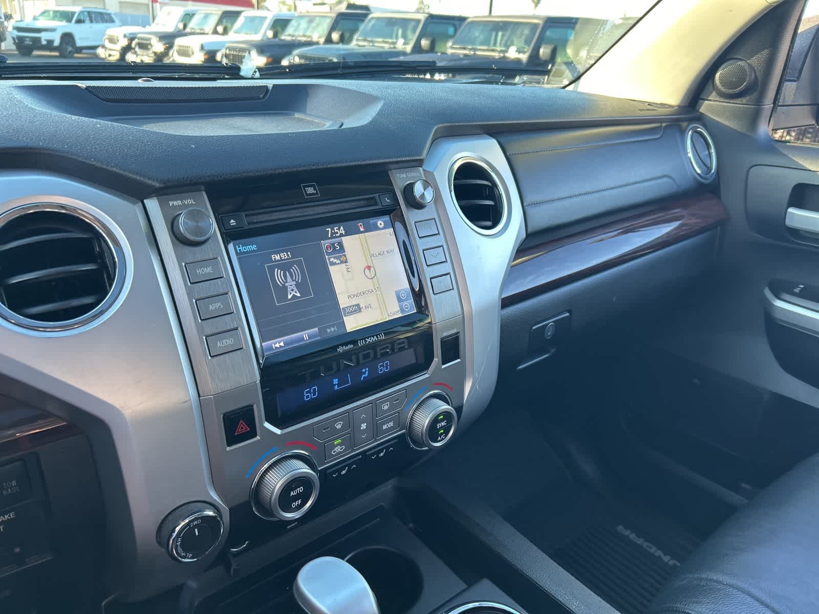 Thumbnail: 2016 Toyota Tundra - 39