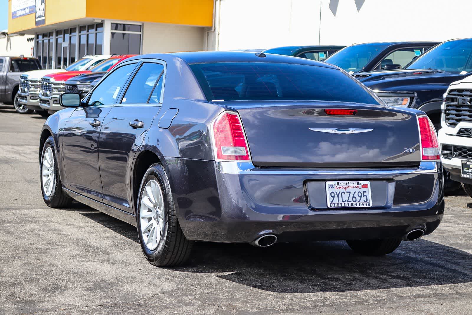 Thumbnail: 2014 Chrysler 300 - 5
