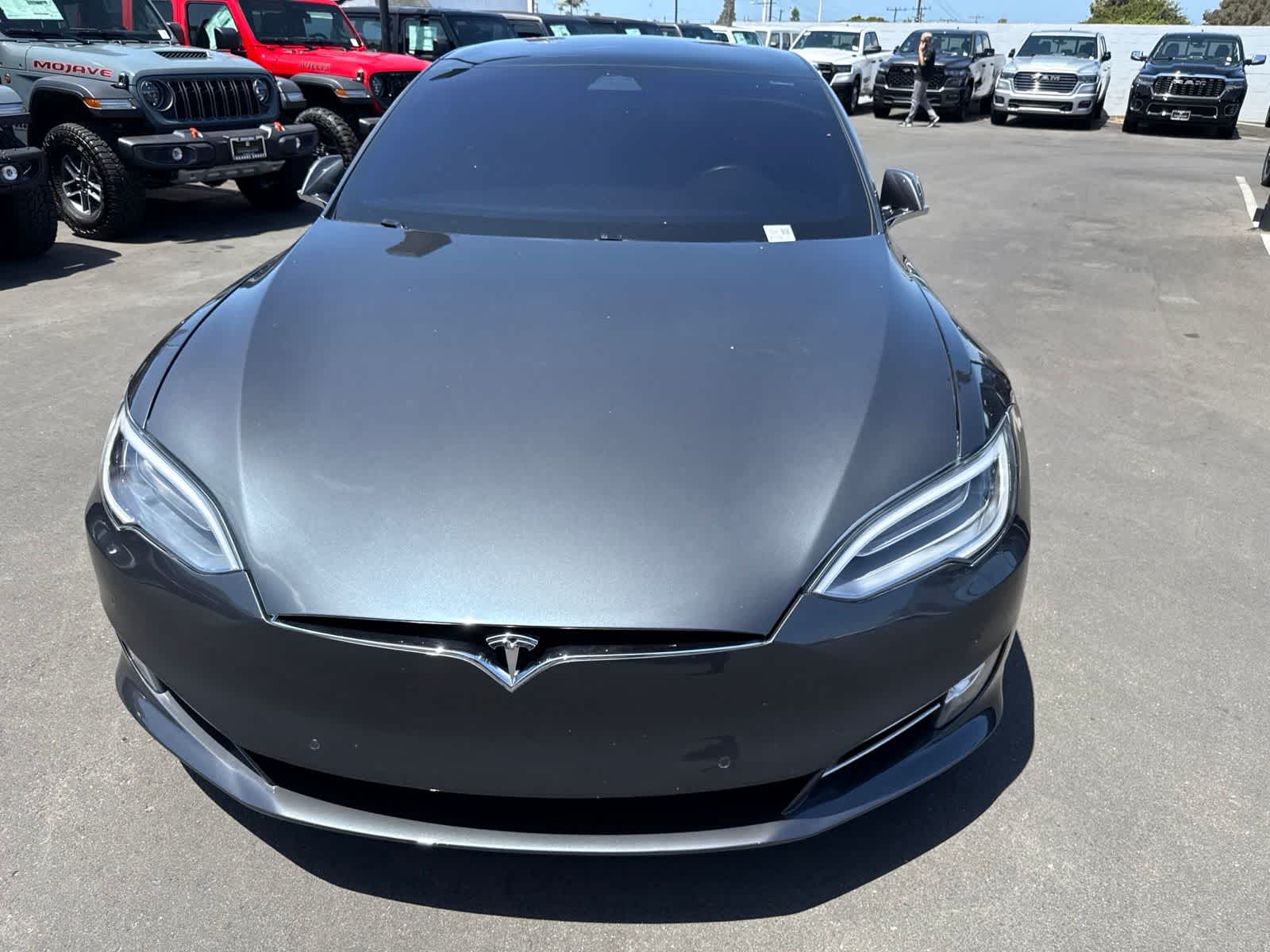 Thumbnail: 2018 Tesla Model S - 4