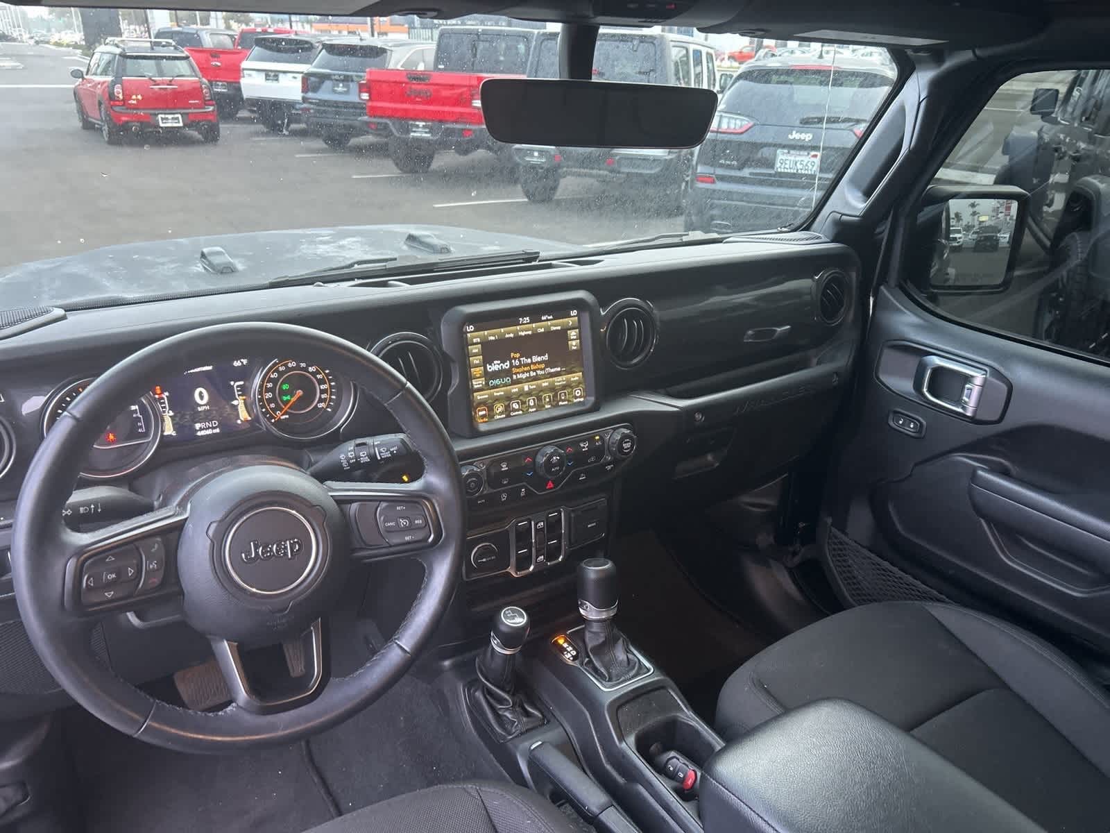 Thumbnail: 2022 Jeep Wrangler - 22