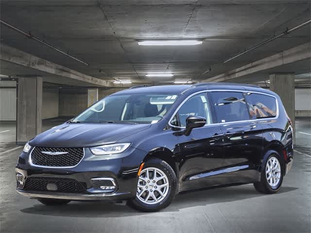 2022 Chrysler Pacifica Touring L -
                Costa Mesa, CA