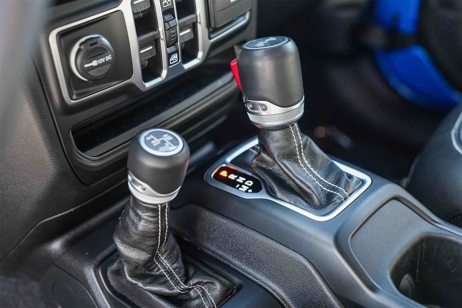 Thumbnail: 2023 Jeep Wrangler - 17