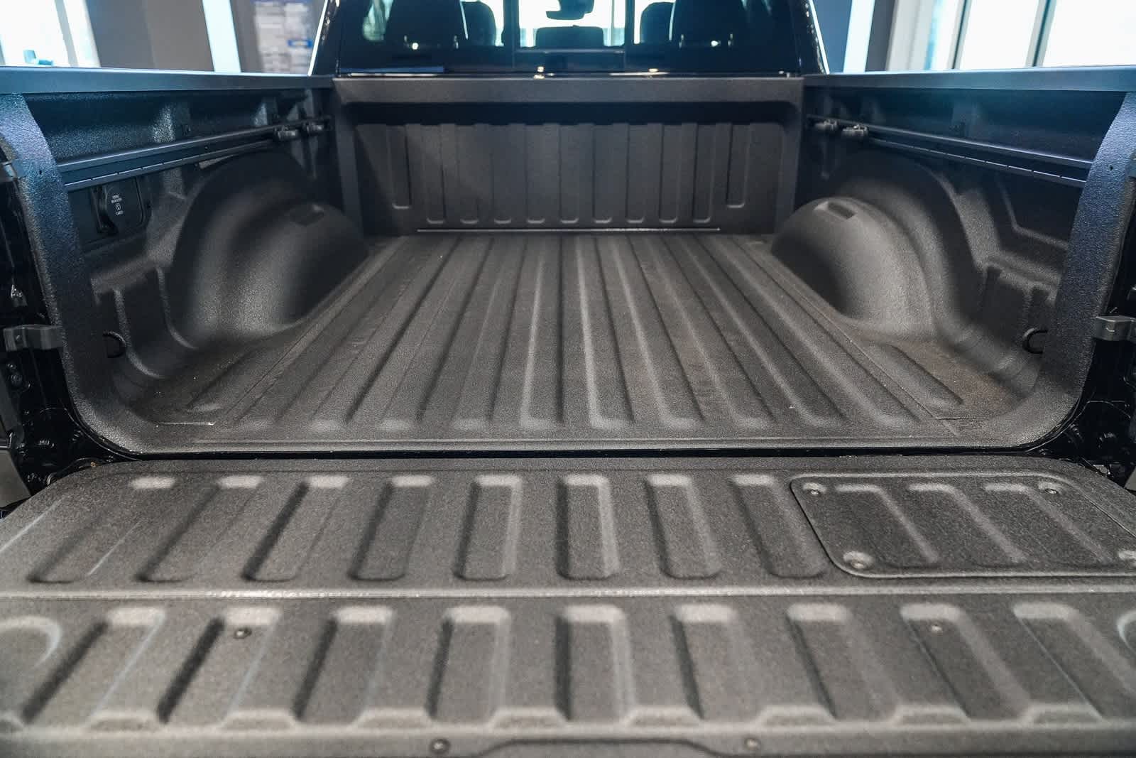 Thumbnail: 2026 RAM 1500 - 11