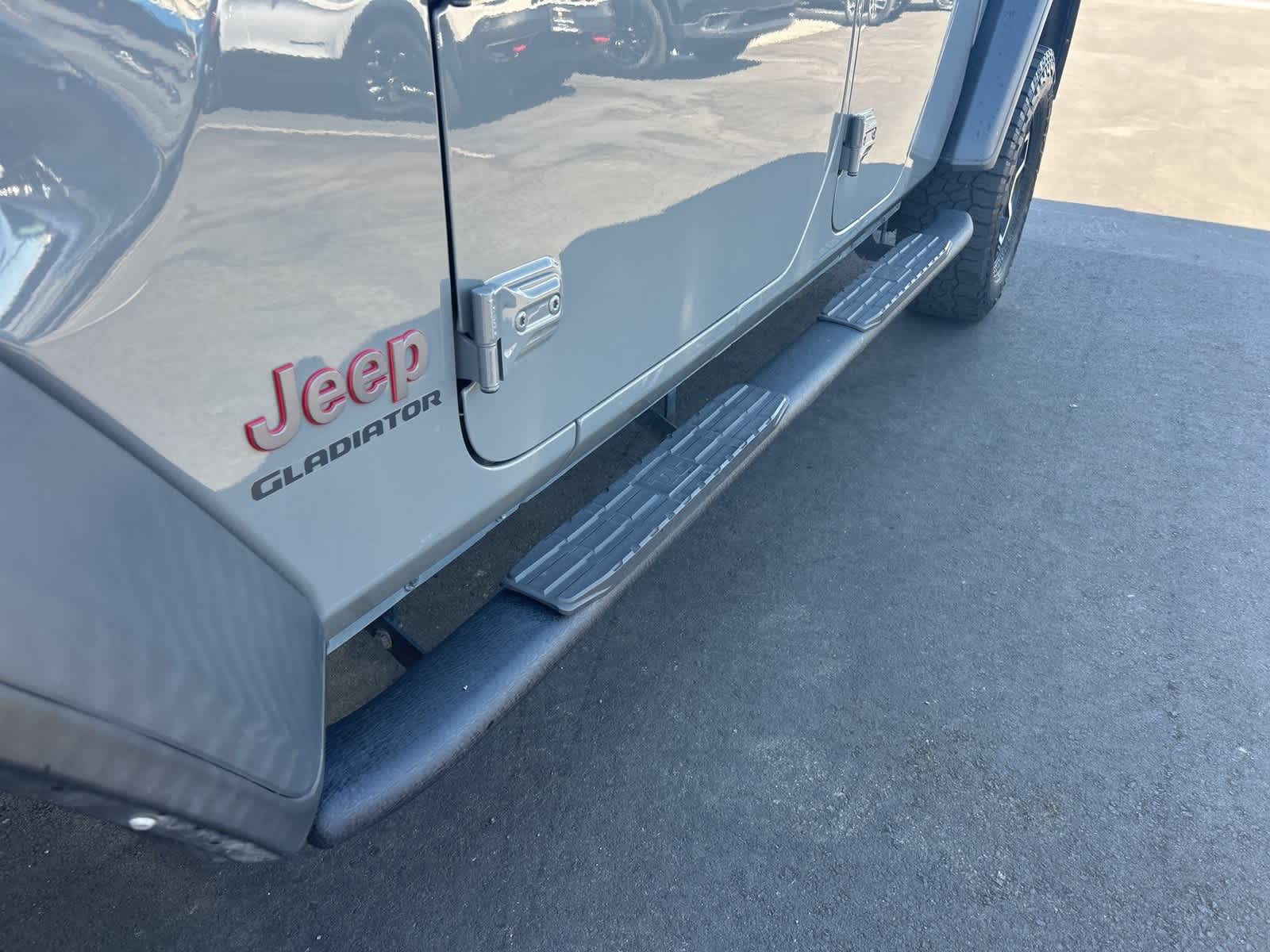 Thumbnail: 2021 Jeep Gladiator - 24