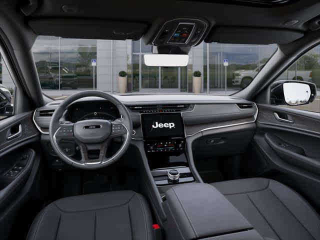 Thumbnail: 2025 Jeep Grand Cherokee - 18