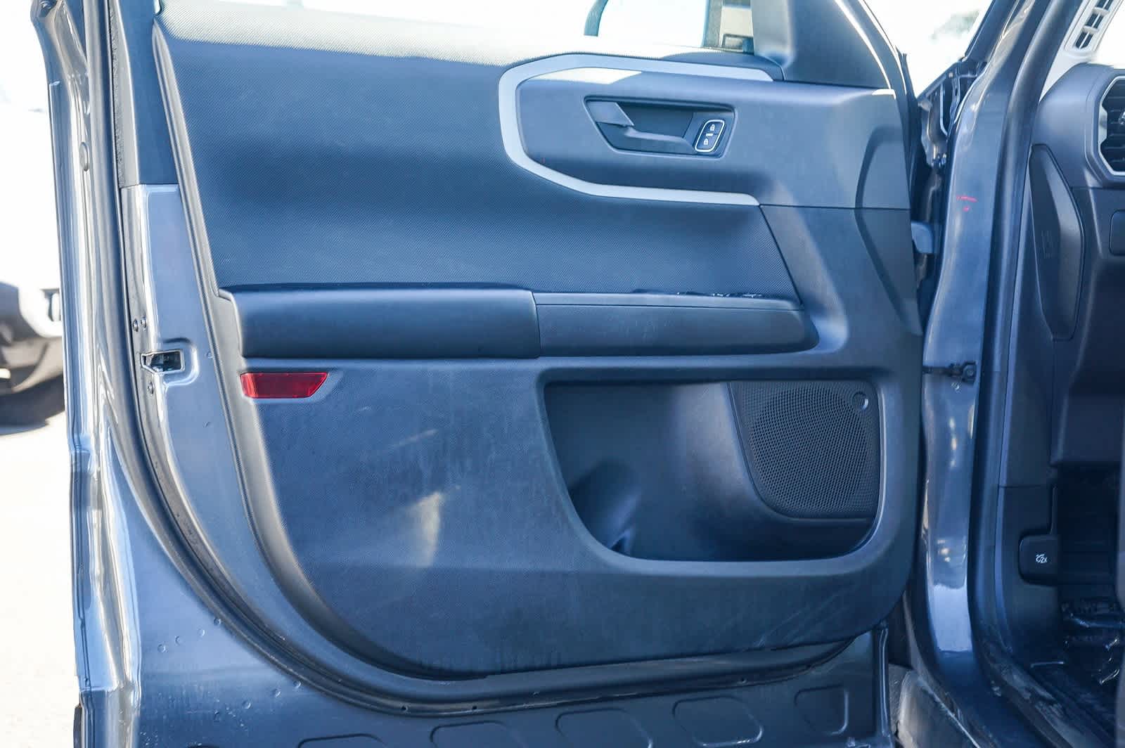 Thumbnail: 2022 Ford Bronco Sport - 16