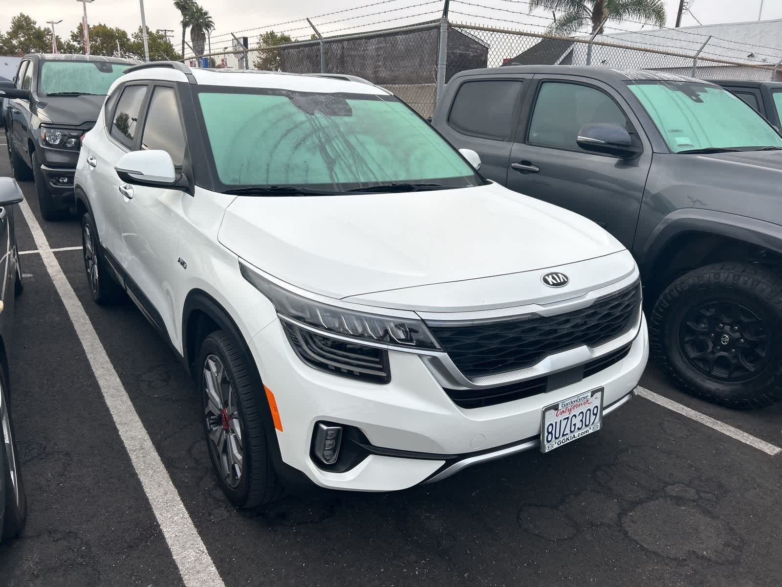Thumbnail: 2021 Kia Seltos - 2